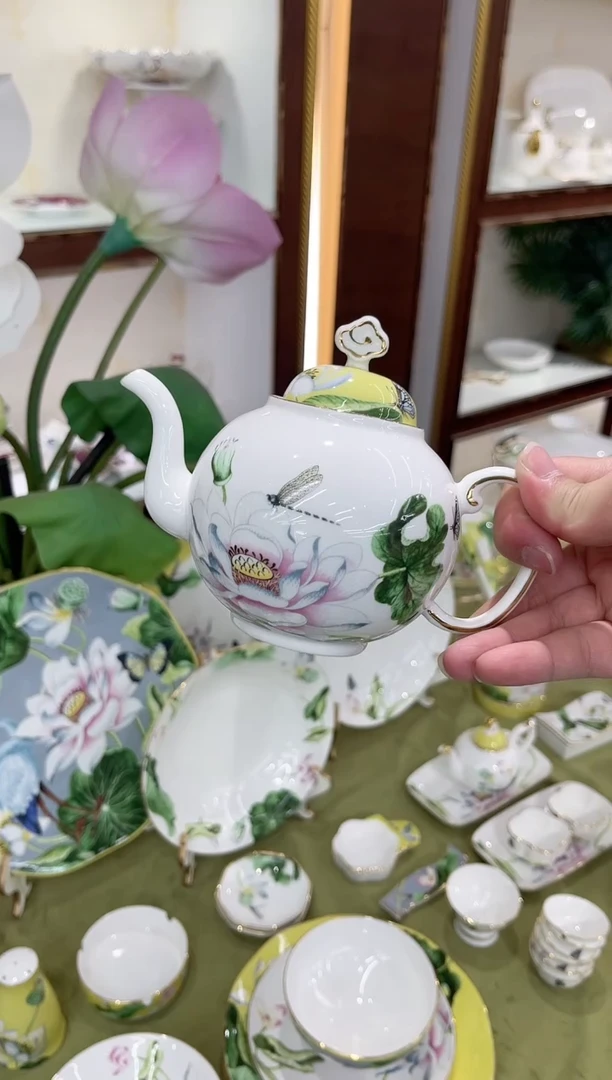 45%以上骨粉骨瓷茶壶