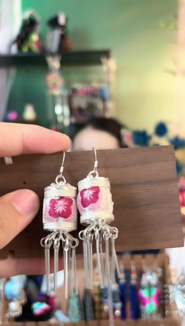 织绣彩云南阁非遗老绣616
