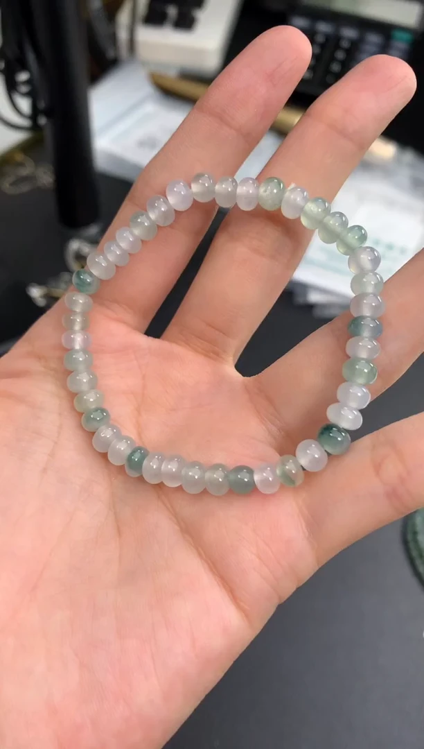 未镶嵌挂件翡翠48小时鉴赏期 退货不扣服务费