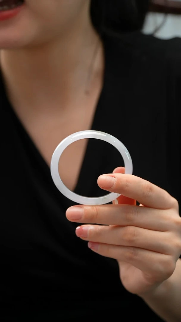 未镶嵌手镯（贵妃镯）翡翠28号