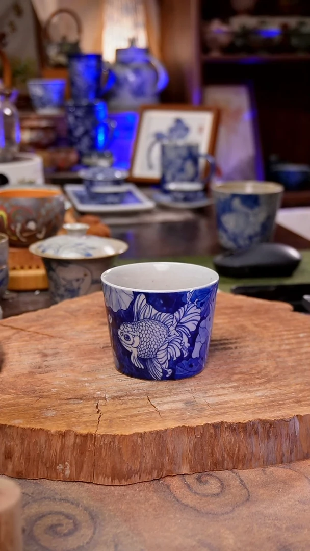 杯子金鱼手工手绘手工手绘