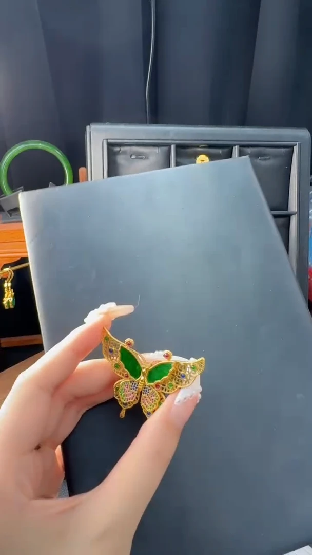 【闪购商品】翡翠吊坠(不含链)银S925镀金镶嵌天然缅甸翡翠A货吊坠