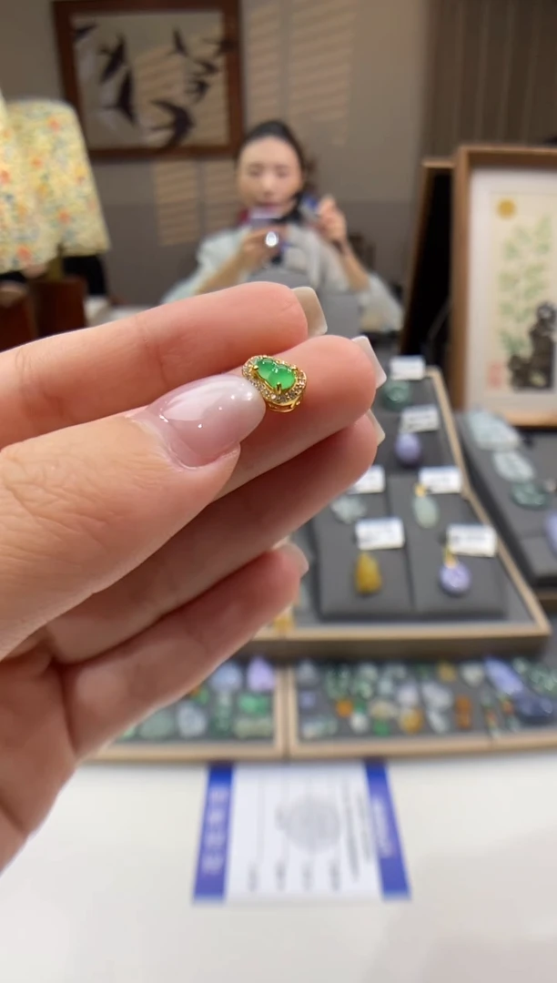 翡翠银S925镶嵌颈饰葫芦