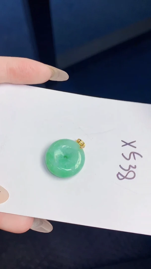 颈饰未镶嵌翡翠缅甸天然翡翠A货