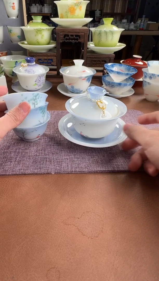 盖碗陶采用优质瓷土制作