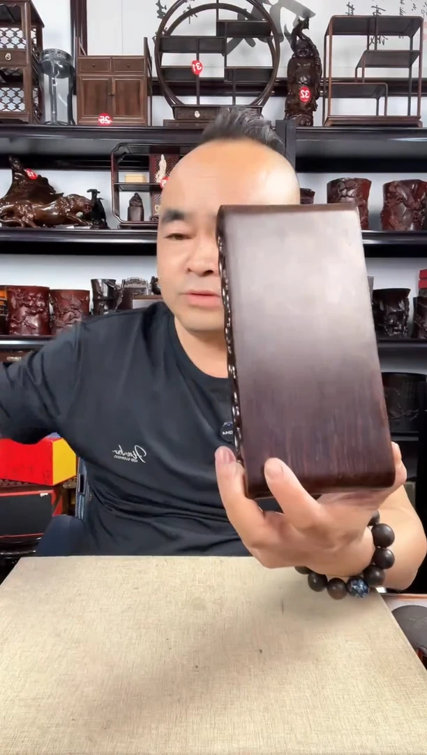 木1221老李红木工艺品