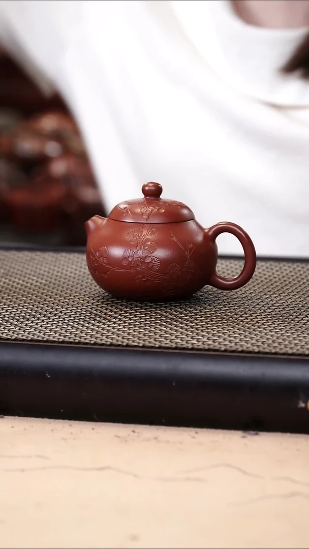 茶壶紫砂朱泥超精工梅刻文旦120cc