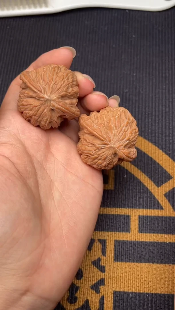 文玩核桃吊坠磨盘40