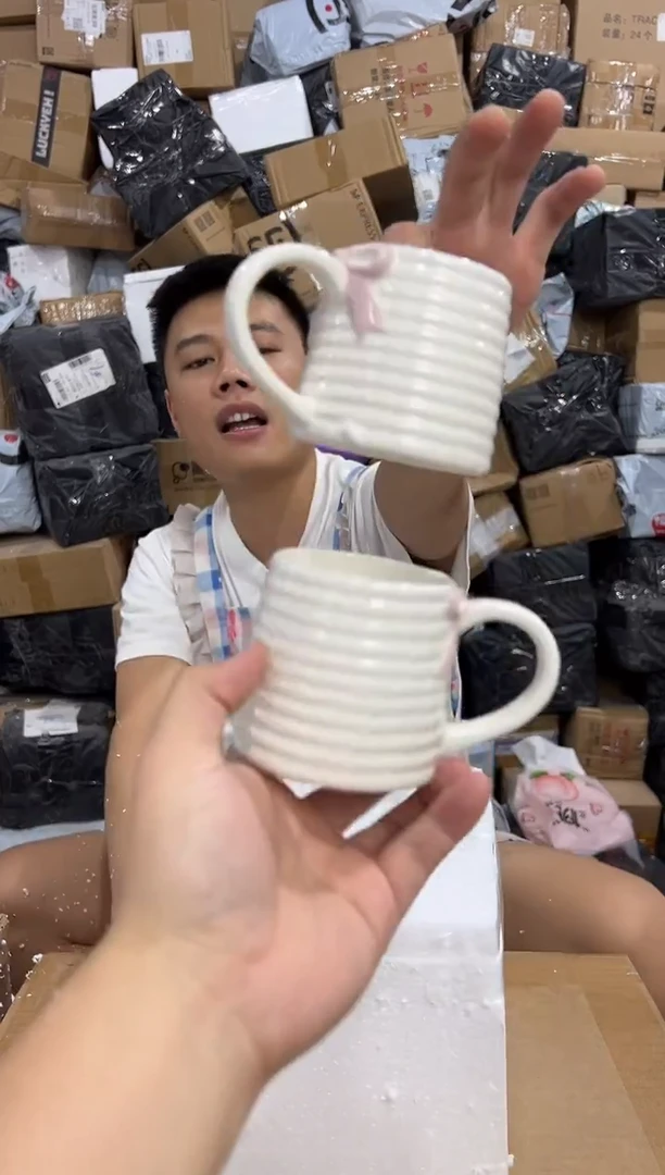 瓷片白色蝴蝶结水杯2件套 微瑕