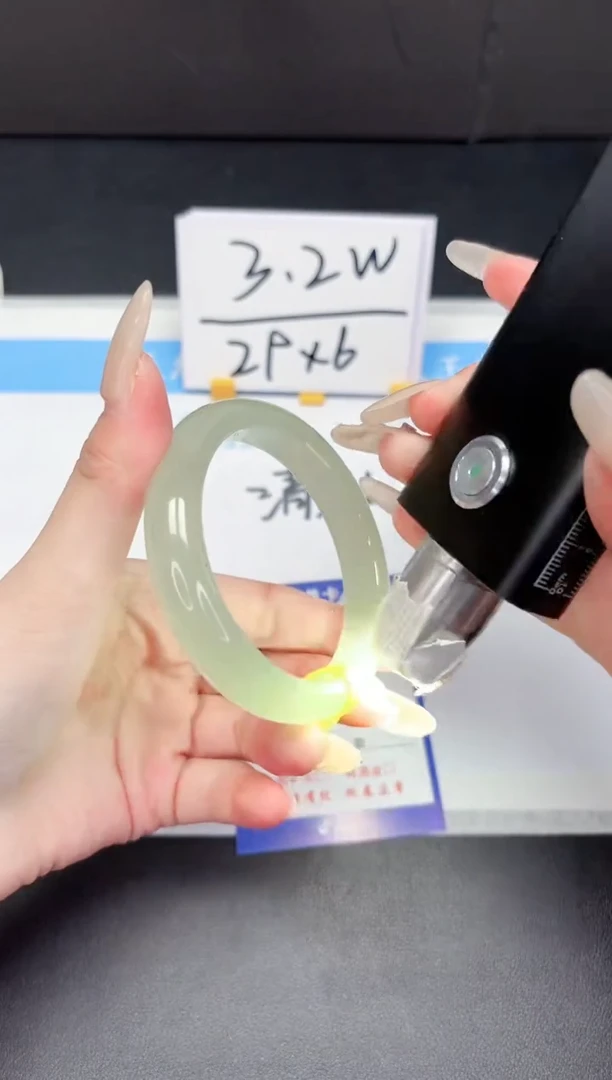 【闪购商品】石英质玉手镯未镶嵌266-58.2