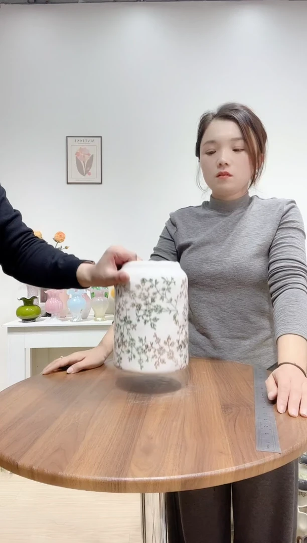 4833碎花陶瓷花瓶