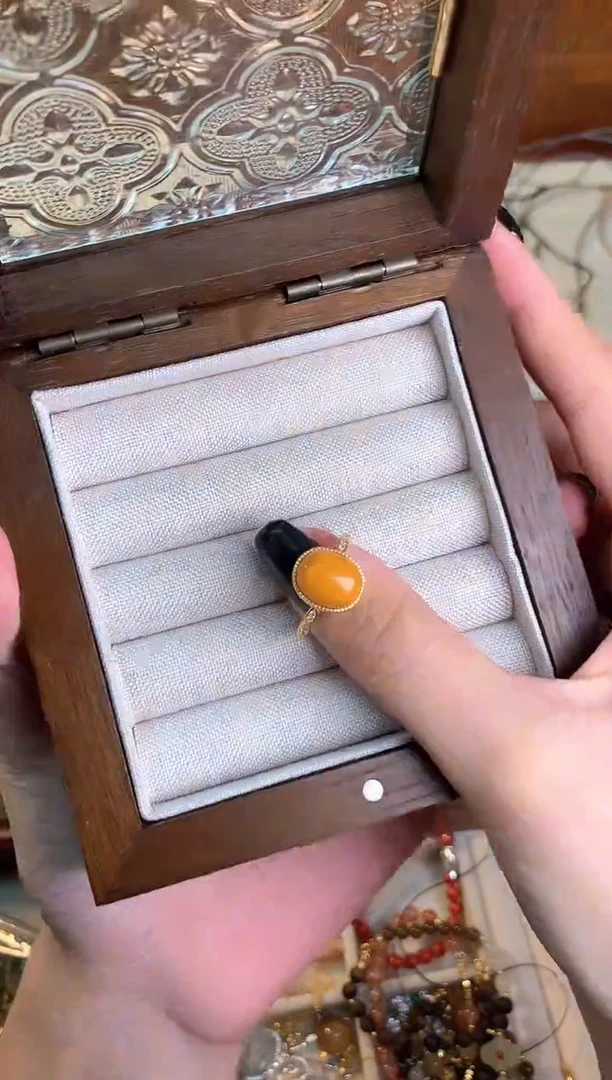 【闪购商品】琥珀裸石银S925镶嵌蜜蜡蛋面戒指