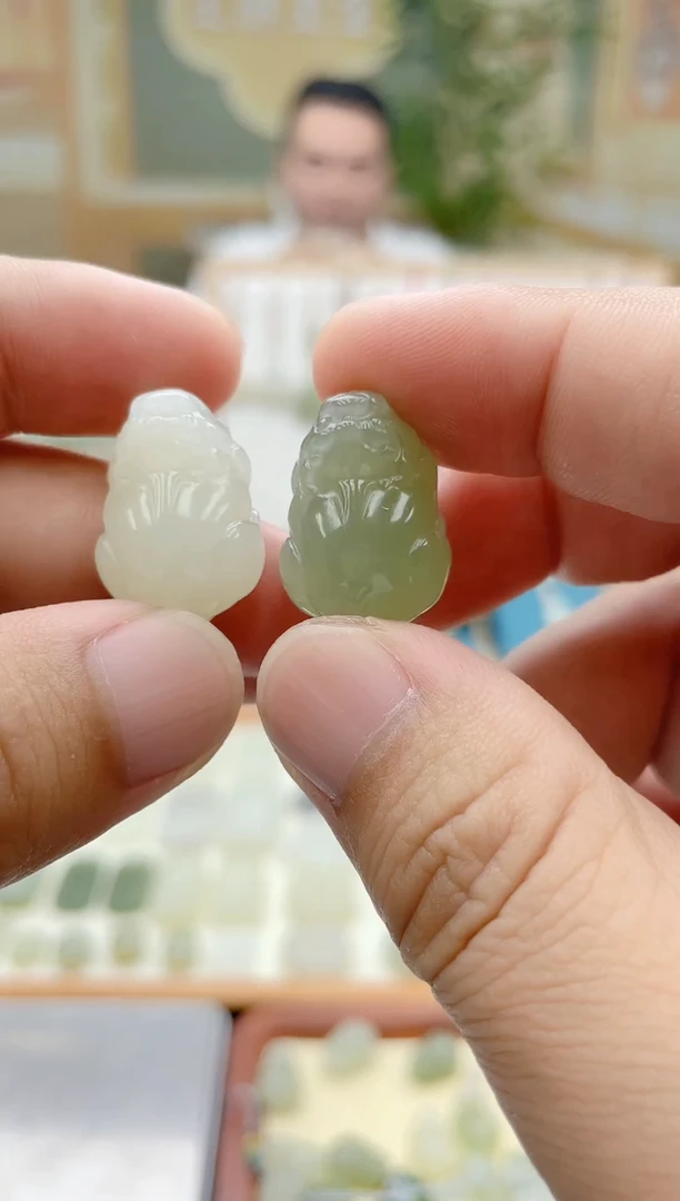 和田玉未镶嵌吊坠(不含链)约卡23MM貔貅，多样性发一件