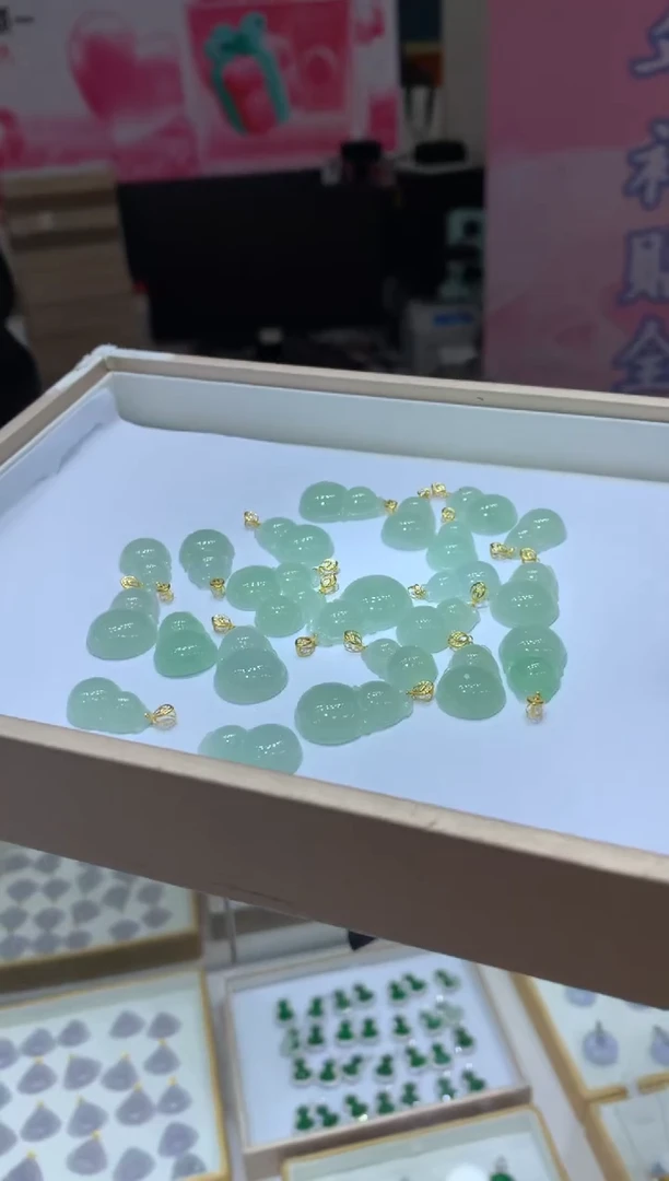 【闪购商品】翡翠颈饰18K金镶嵌|不退不换多样性发一
