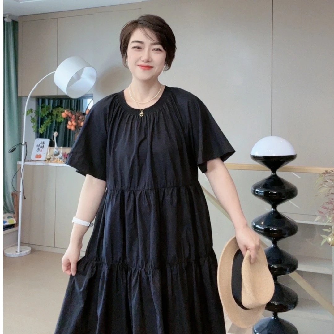 “黑松露”女士设计款连衣裙