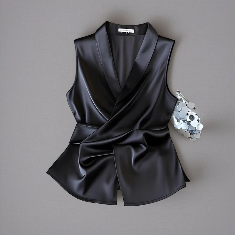 女士夏季新款洋气减龄黑色缎面收腰设计感衬衫式坎肩背心今年流行