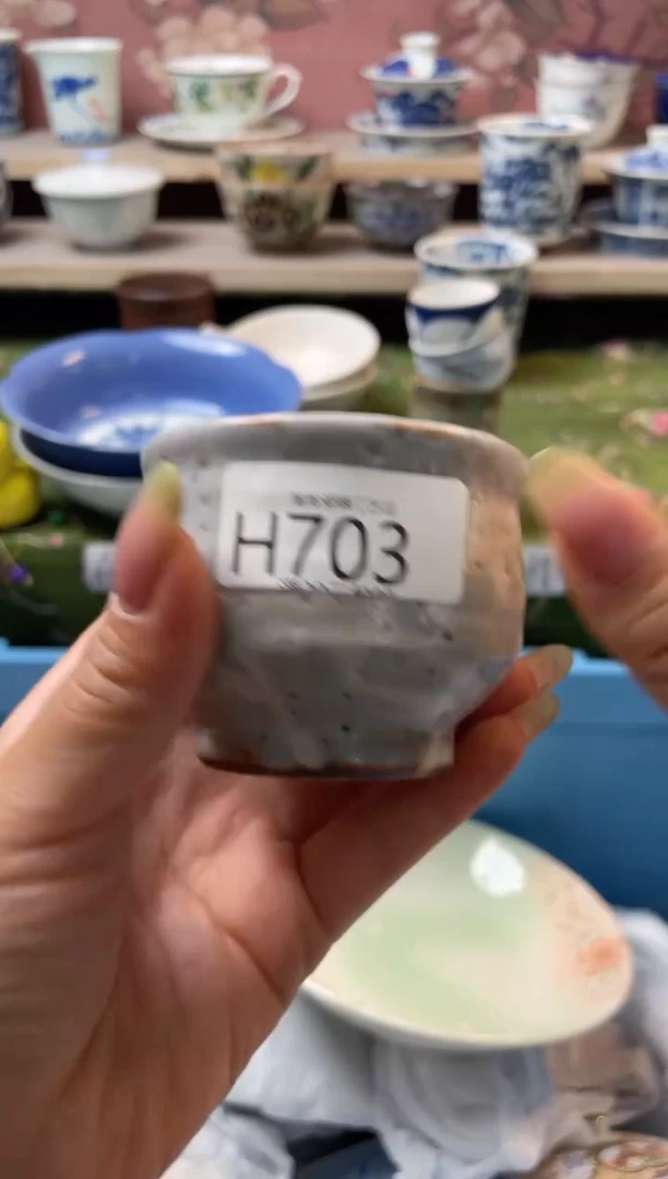 瓷片兔*酱瓷器瓷器瓷器H703