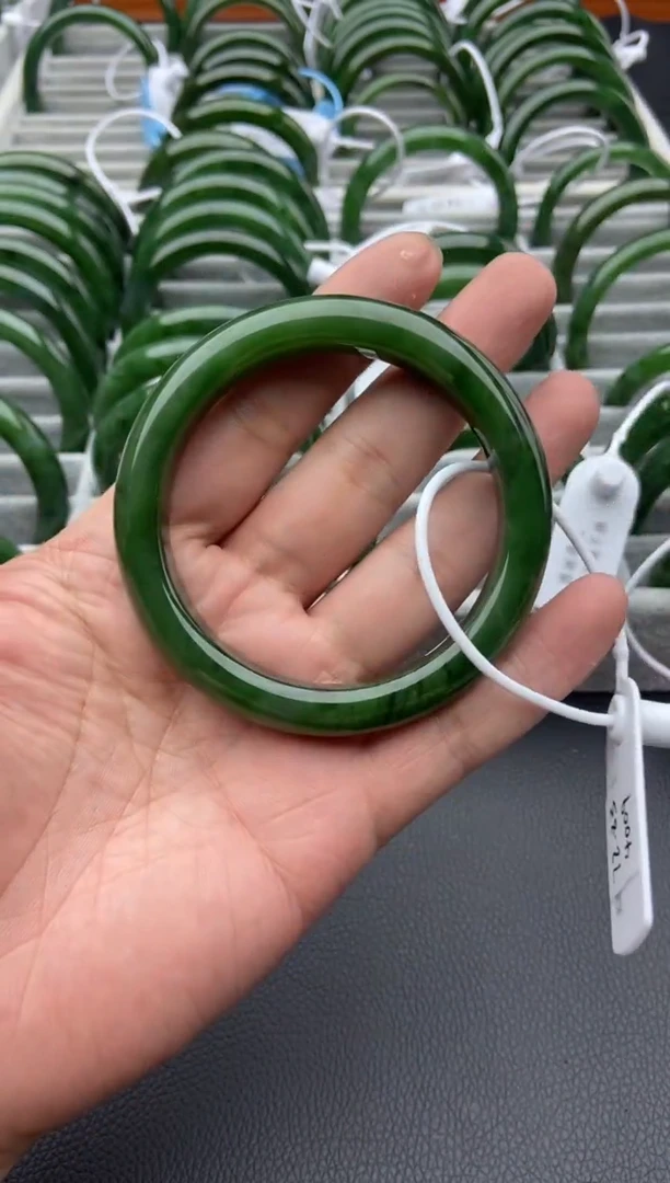 未镶嵌手镯和田玉（碧玉）66-62.2