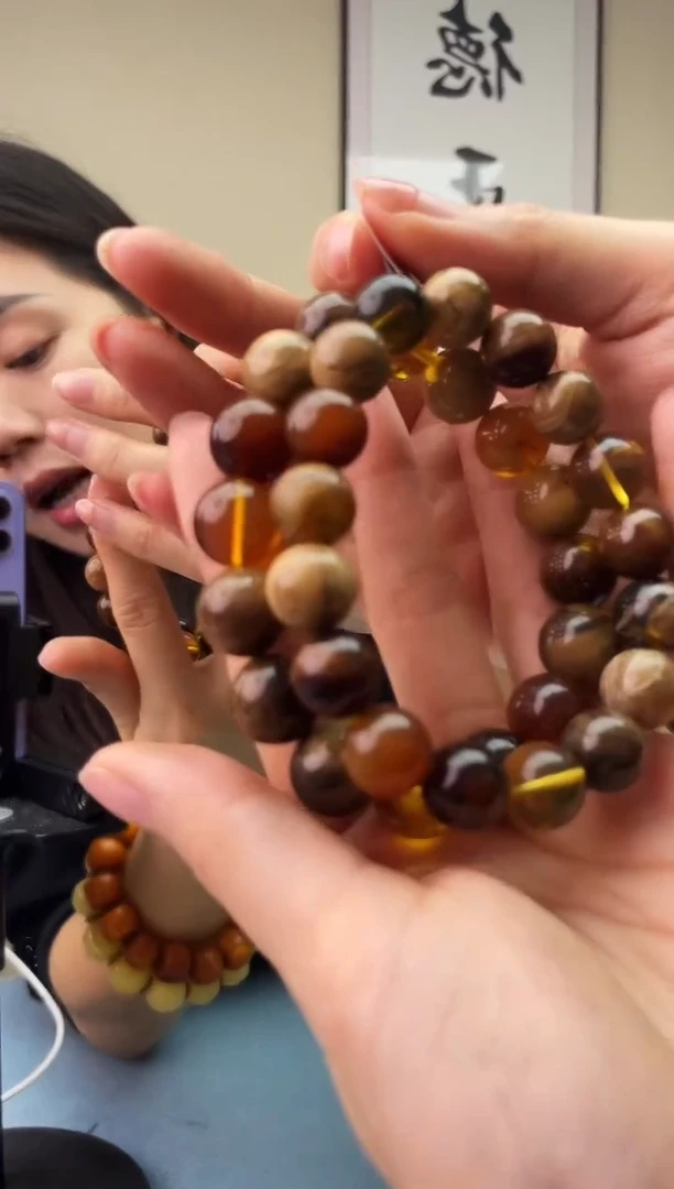 琥珀未镶嵌珠宝奇石T016 12假一罚十，多样性发一件