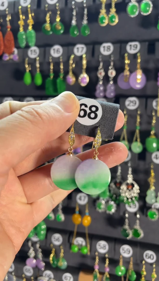 【闪购商品】翡翠颈饰银S925镶嵌68...