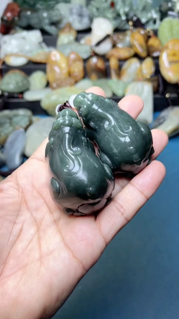 未镶嵌和田玉把件2