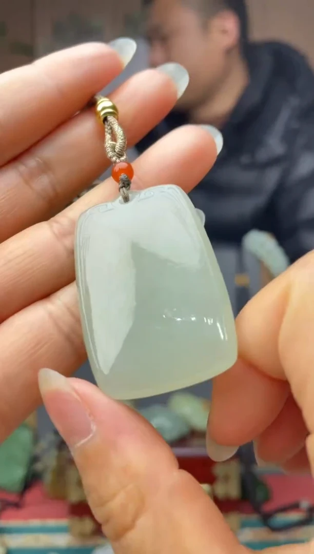 颈饰未镶嵌和田玉拍一发一