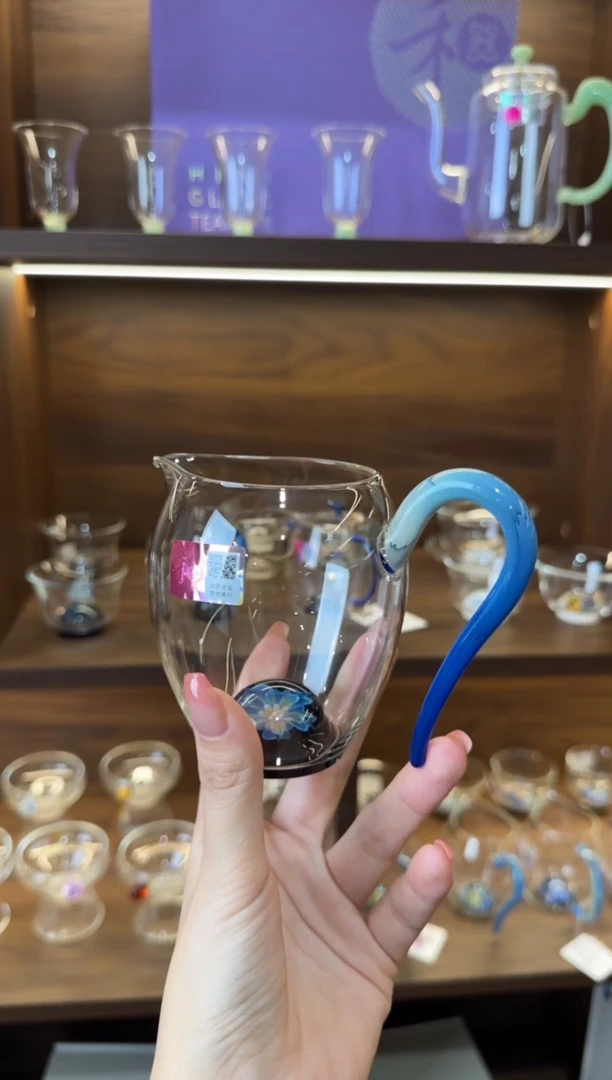 ༀ***༇禾器 菡韵怡然