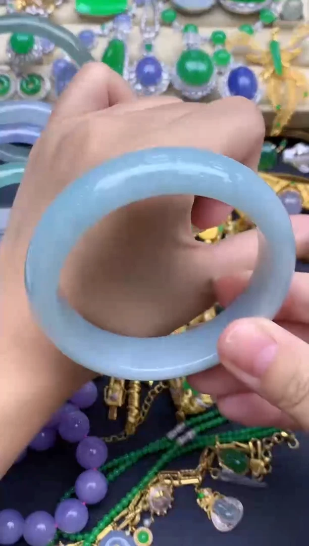 未镶嵌手镯翡翠372-春日珠宝