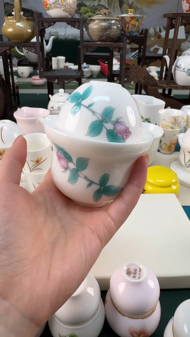 【闪购商品】瓷器 ······.......