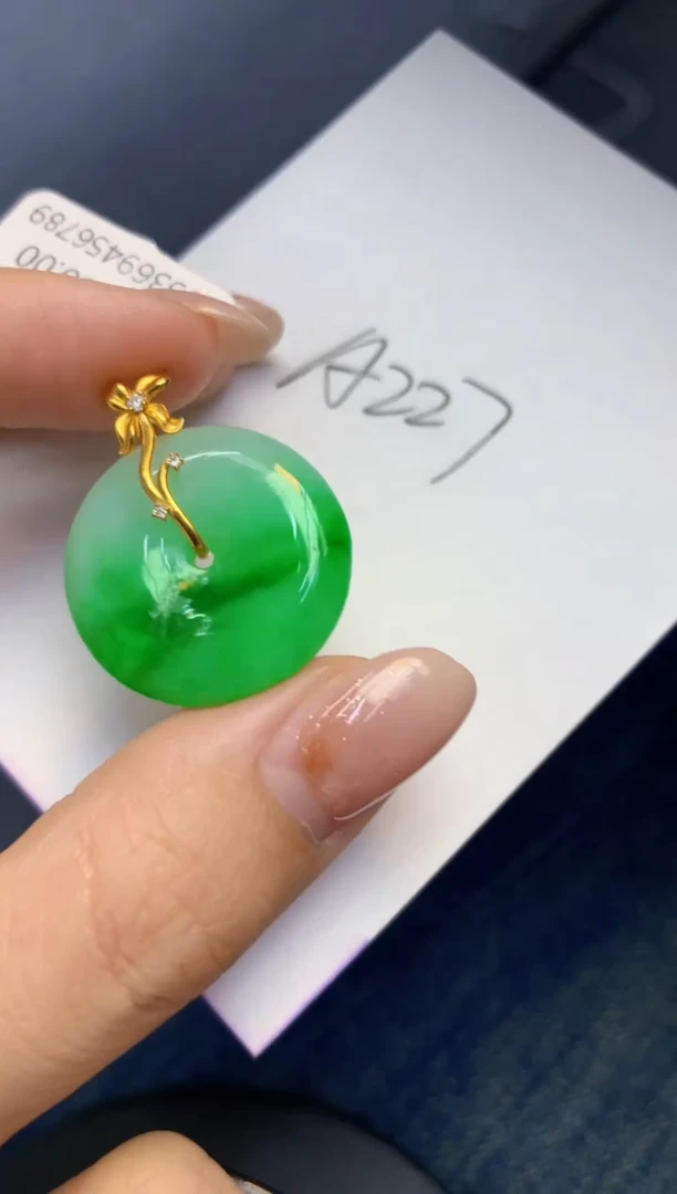 颈饰18K金镶嵌翡翠天然A货缅甸翡翠百元以上9元证书费自理