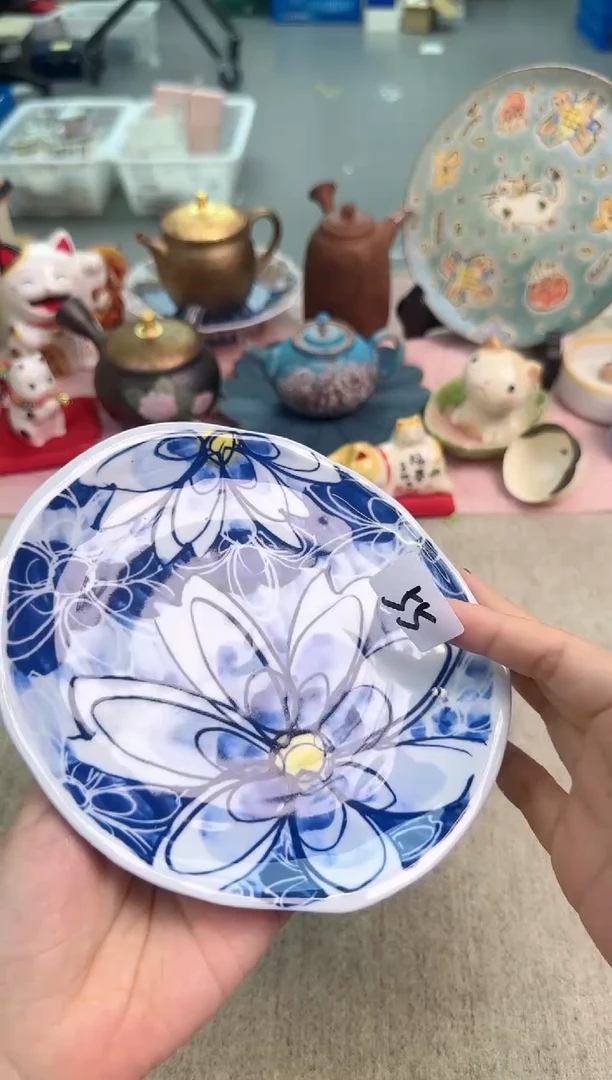 瓷片泡泡家的瓷器真好看