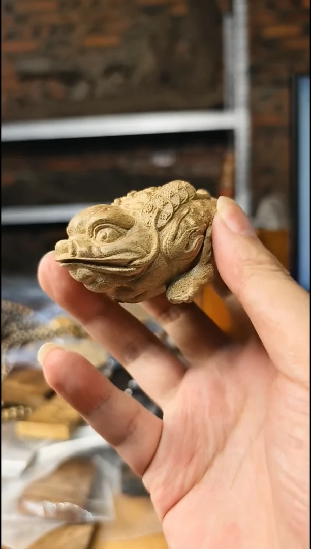 楠木（金丝楠）把件金蟾