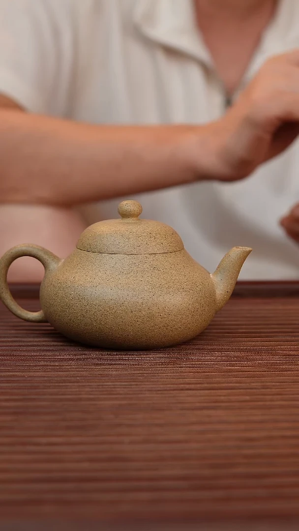 茶壶段泥黄金芝麻绿梨形150CC