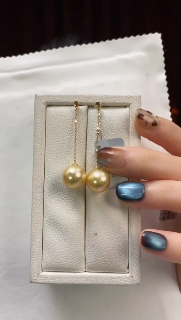 18K金镶嵌耳饰海水珍珠10-11南洋金珍珠耳饰