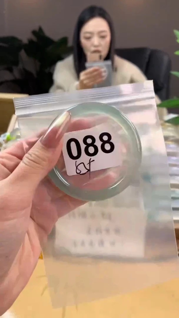 【闪购商品】玛瑙/玉髓手镯未镶嵌088