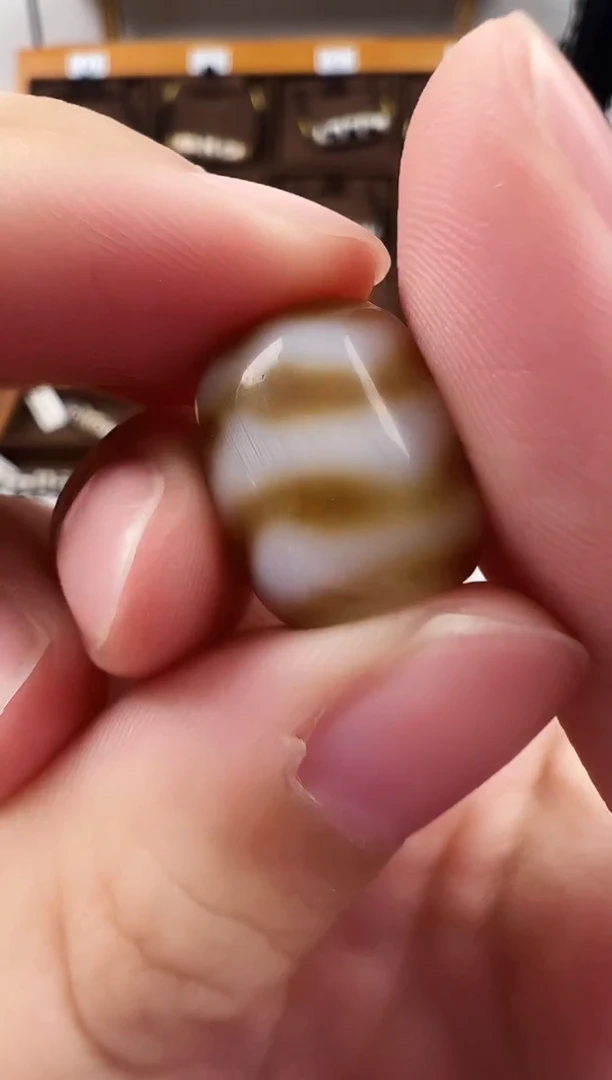 玛瑙/玉髓（覆膜）颈饰未镶嵌5.（微瑕随机发货）