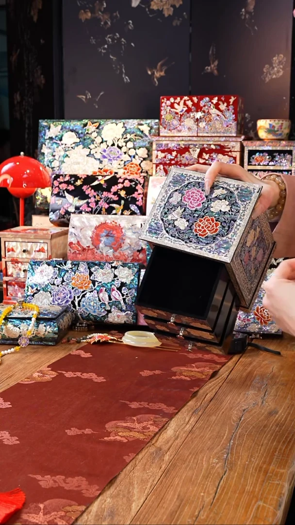 【闪购商品】瓷片螺钿工艺香椿木首饰盒