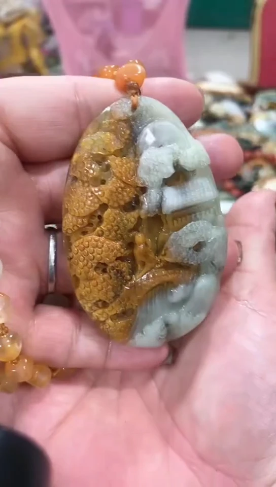 未镶嵌岫玉挂件