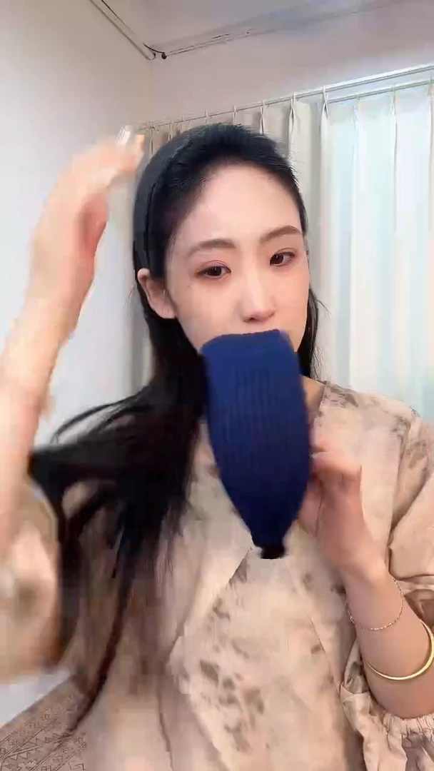 35女士时尚搭配发箍到手两个