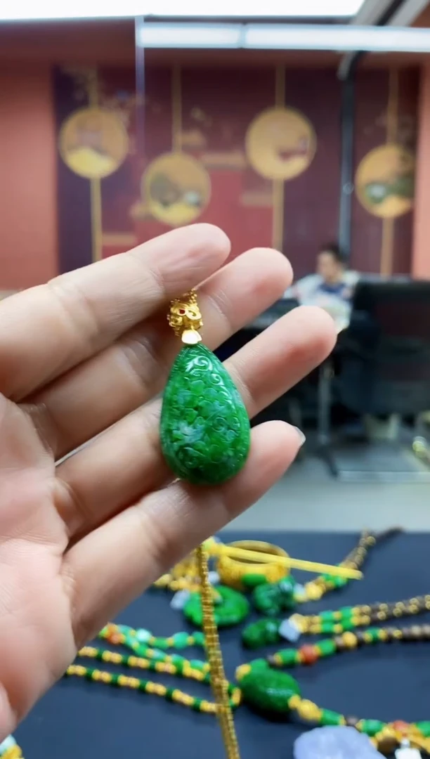 颈饰未镶嵌翡翠翡翠吊坠