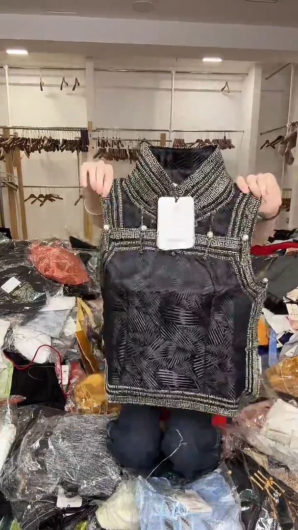 L码        105-115斤  马甲