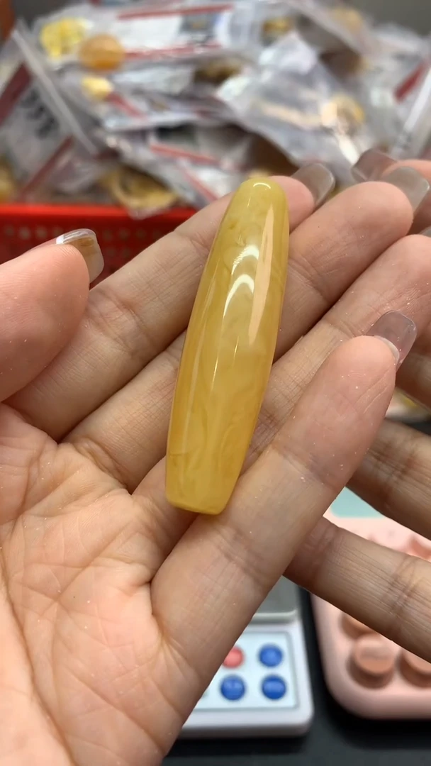 未镶嵌琥珀珠宝奇石空**雨2380