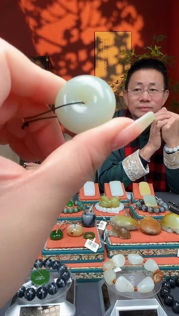 【闪购商品】和田玉吊坠未镶嵌吊坠