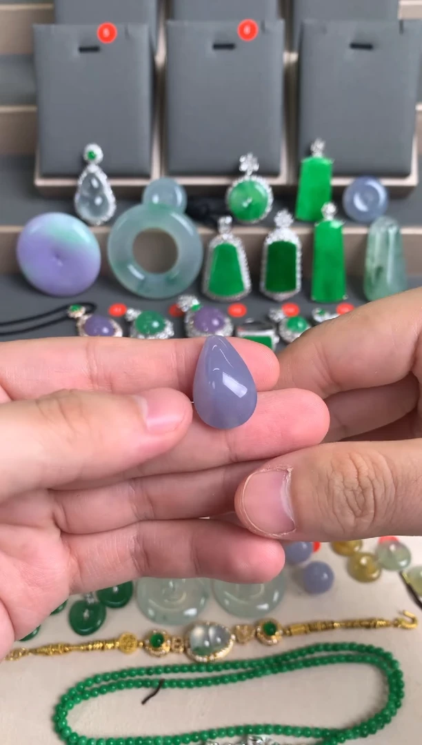 未镶嵌定制翡翠裸玉