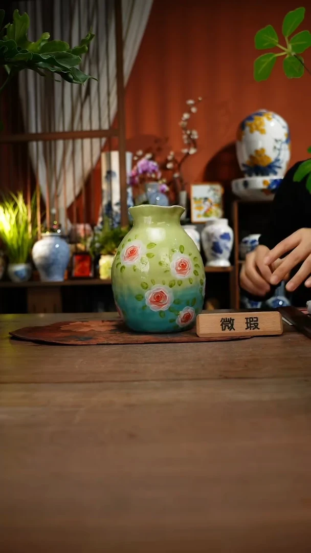 当代高温釉下彩手绘陶瓷餐具