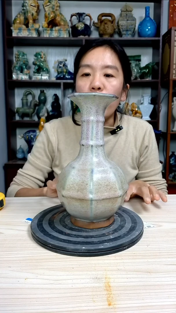 经典精美复古风格瓷器