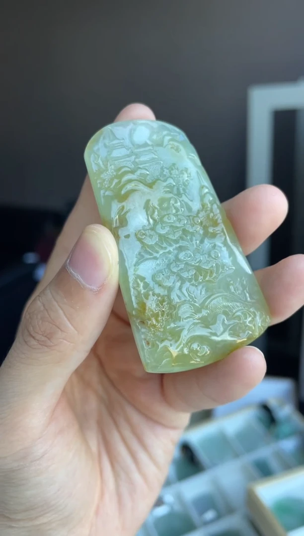 吊坠(不含链)未镶嵌翡翠天然缅甸A货翡翠