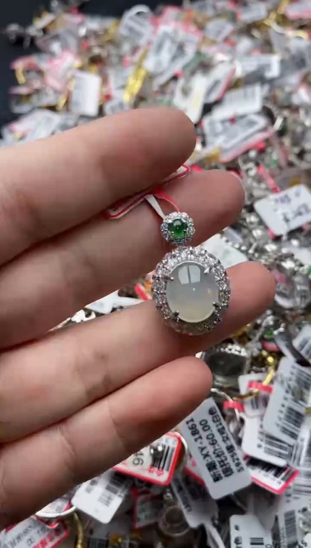 【闪购商品】翡翠戒指银S925镶嵌99999-6