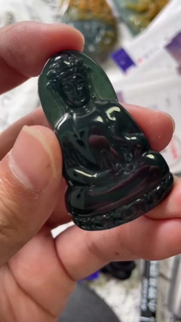颈饰未镶嵌翡翠8