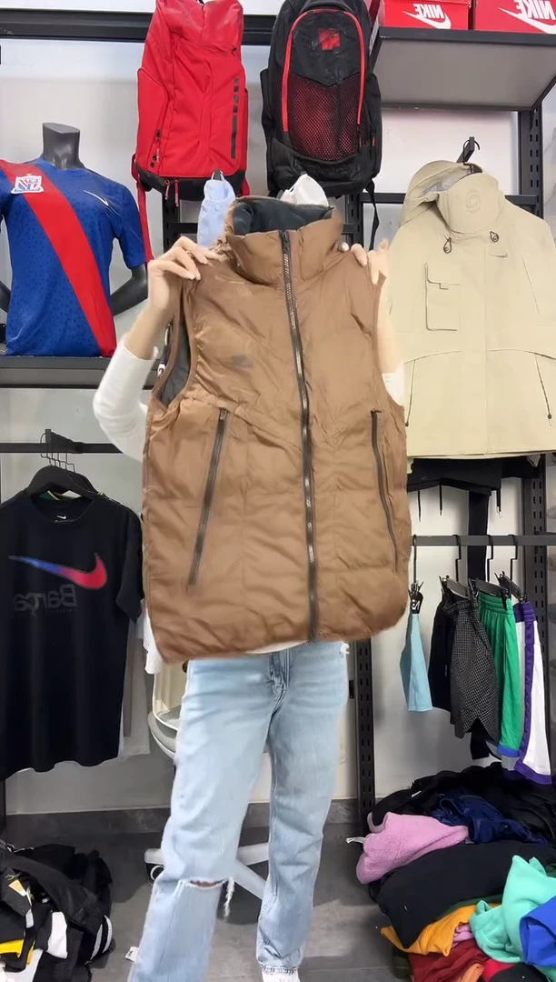 886编码 瑕疵款直播间过款为准 尺码M